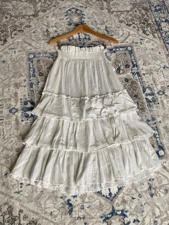 Free People Dresses & Skirts - Free People Smocked Waist White Tiered Ruffle Maxi Skirt